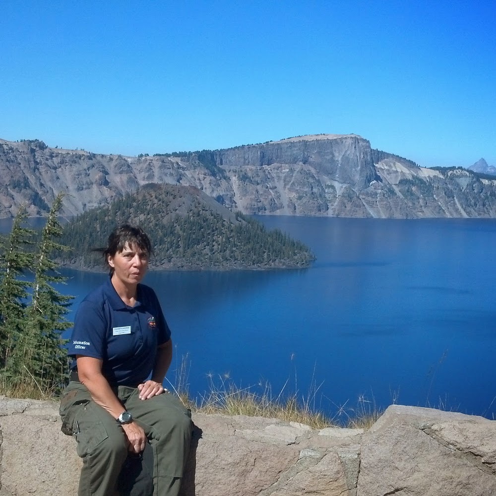 Meet your Posher, Eliz